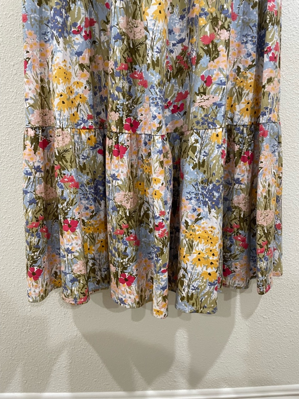 Reformation Cyprus Midi Dress in Countryside Floral Square-Neck Summer Wedding 6 - Picture 12 of 16